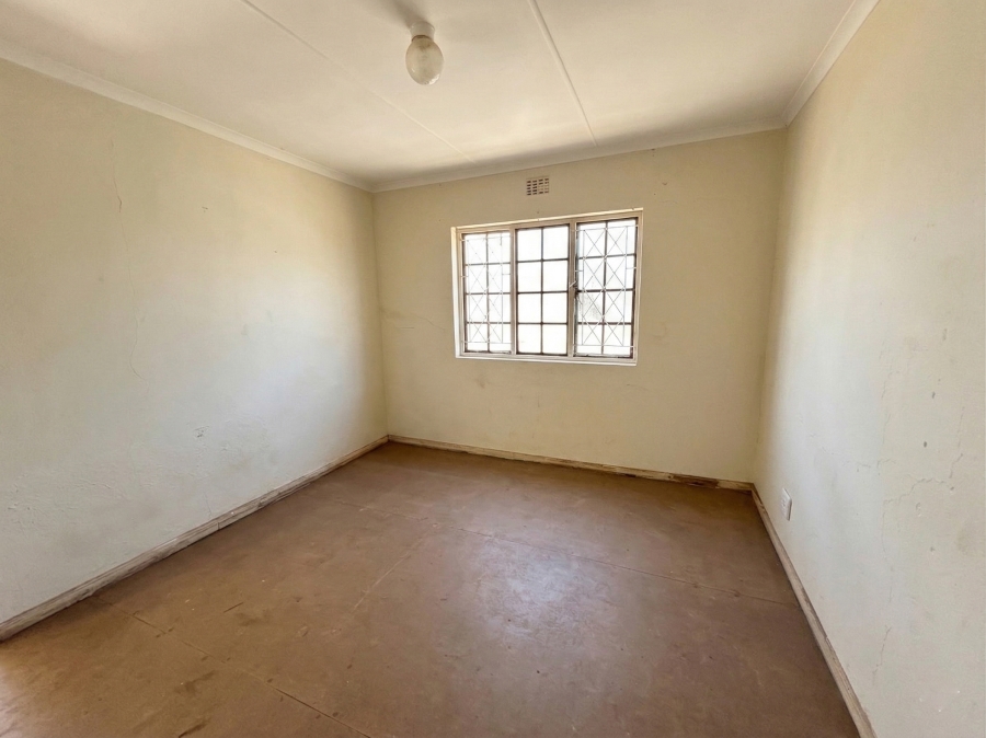 12 Bedroom Property for Sale in Quigney Eastern Cape